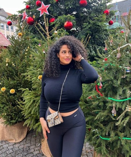 Nacktes geleaktes OnlyFans-Foto von Annamaria