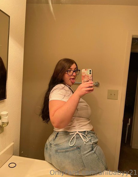 Ariibabyy21