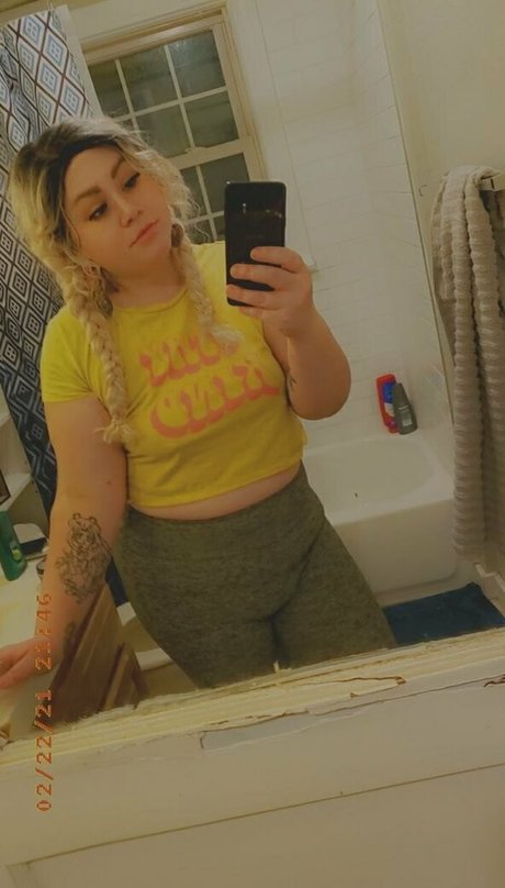 Nacktes geleaktes OnlyFans-Foto von Tiramisueatsyou