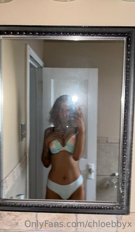 Nacktes geleaktes OnlyFans-Foto von Chloebbyx