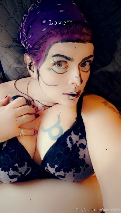 Nacktes geleaktes OnlyFans-Foto von Quinzel420