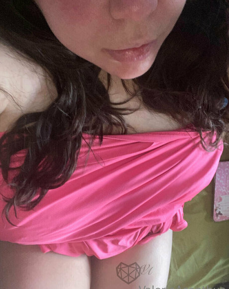 Nacktes geleaktes OnlyFans-Foto von Valacanthus