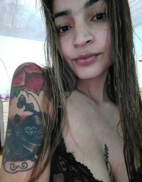 Nacktes geleaktes OnlyFans-Foto von Brunettesexyy