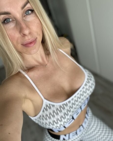 Nacktes geleaktes OnlyFans-Foto von Vavavalera