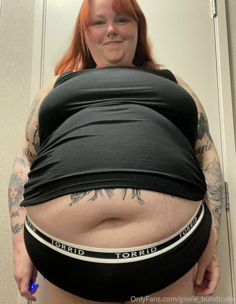 Nacktes geleaktes OnlyFans-Foto von Giselebundtcake