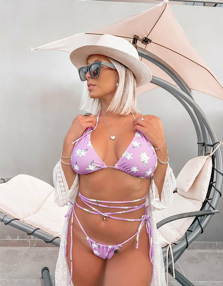 Nacktes geleaktes OnlyFans-Foto von Moyanoflor