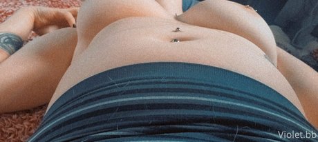 Nacktes geleaktes OnlyFans-Foto von Violetbb