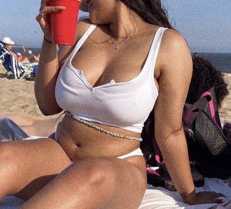 Nacktes geleaktes OnlyFans-Foto von Whoissapphic