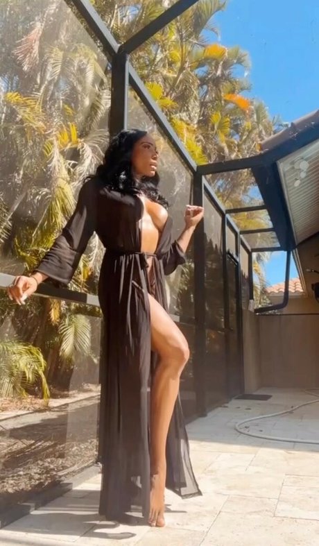 Nacktes geleaktes OnlyFans-Foto von Maggie Watson