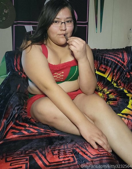 Kitty3232564