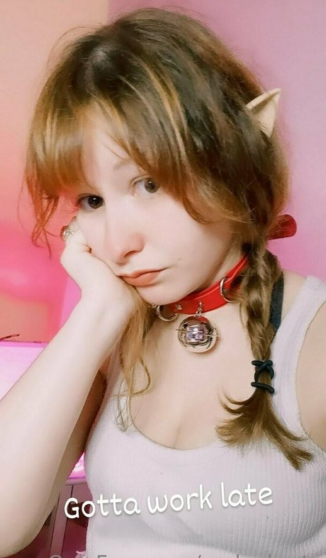 Nacktes geleaktes OnlyFans-Foto von Realnekotv