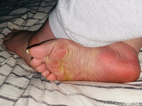 Nacktes geleaktes OnlyFans-Foto von Huzzababy