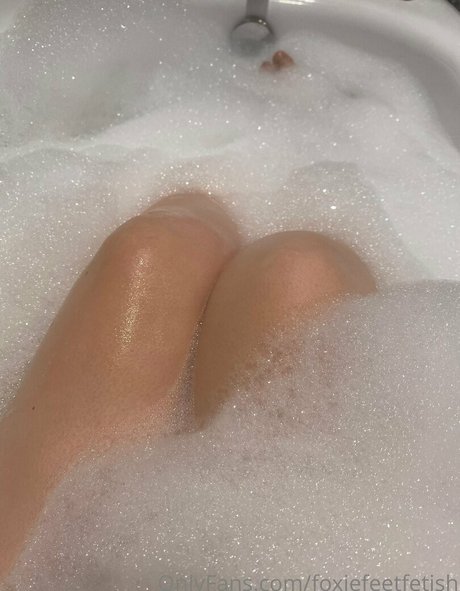 Foxiefeetfetish