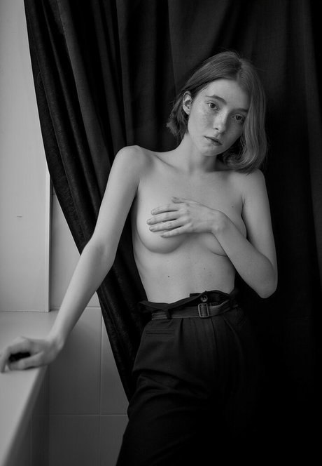 Nacktes geleaktes OnlyFans-Foto von Sophia Boger