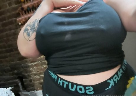 Nacktes geleaktes OnlyFans-Foto von Haggardoldwitch