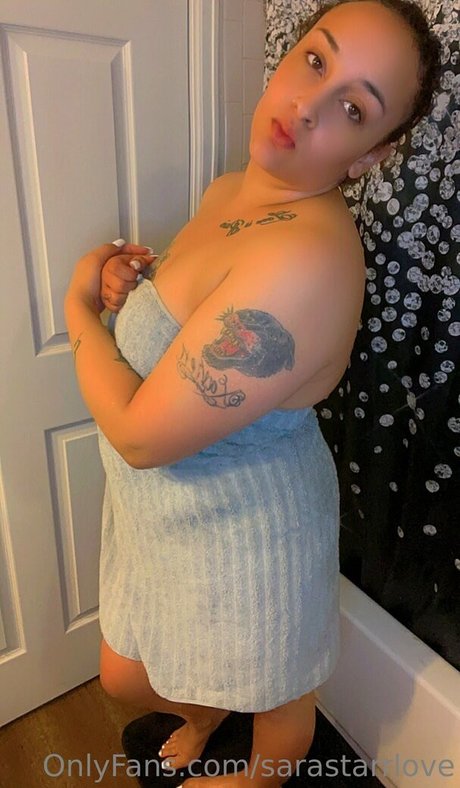 Nacktes geleaktes OnlyFans-Foto von Sarastarrlove