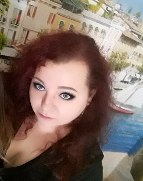 Nacktes geleaktes OnlyFans-Foto von Angel