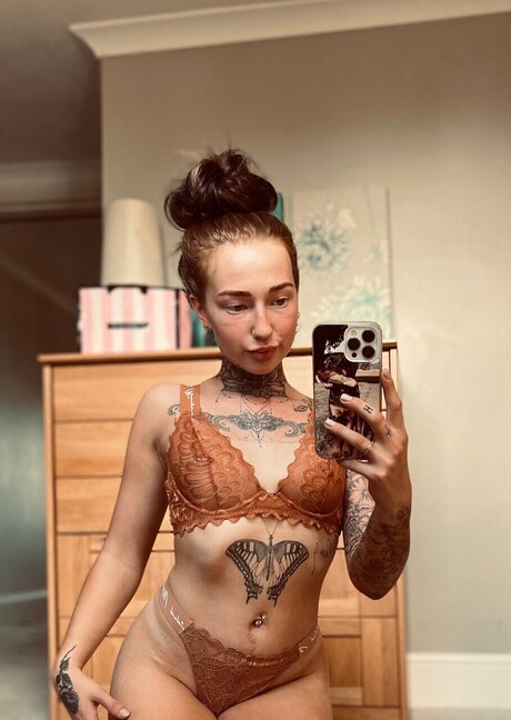 Nacktes geleaktes OnlyFans-Foto von Slulu