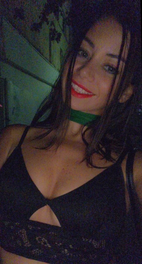 Nacktes geleaktes OnlyFans-Foto von Jasmine