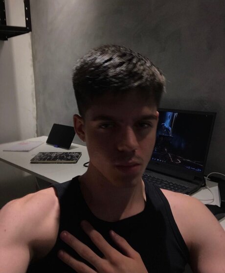 Nacktes geleaktes OnlyFans-Foto von Hector 