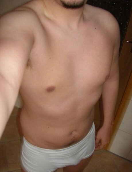 Nacktes geleaktes OnlyFans-Foto von Henry