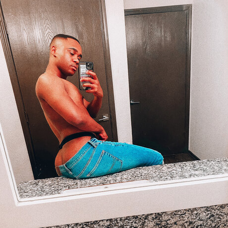 Nacktes geleaktes OnlyFans-Foto von 