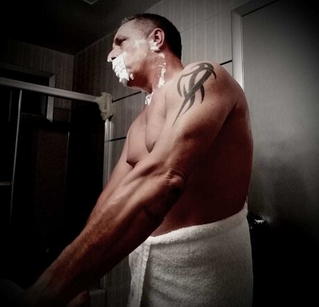 Nacktes geleaktes OnlyFans-Foto von Steve Strange