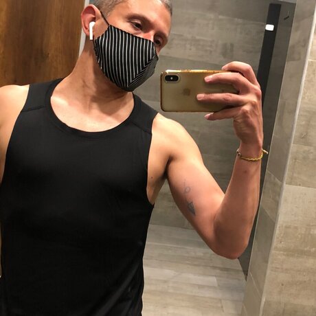 Nacktes geleaktes OnlyFans-Foto von Davidmorboso
