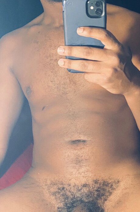 Nacktes geleaktes OnlyFans-Foto von Villaind