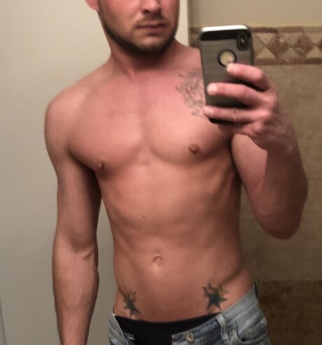 Nacktes geleaktes OnlyFans-Foto von Hunterg