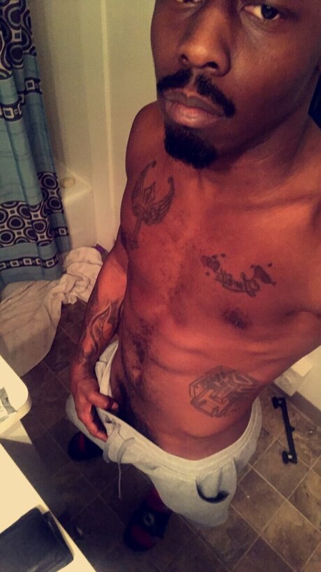 Nacktes geleaktes OnlyFans-Foto von Nasty Shawn