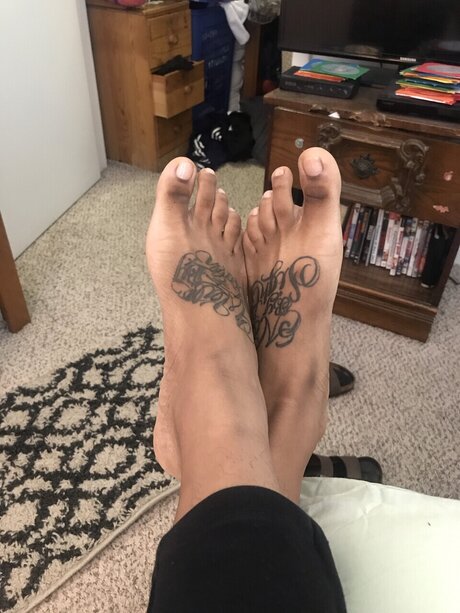 Nacktes geleaktes OnlyFans-Foto von Swtfeetchris