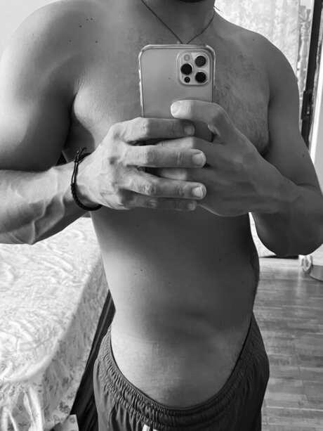 Nacktes geleaktes OnlyFans-Foto von Inner Strength