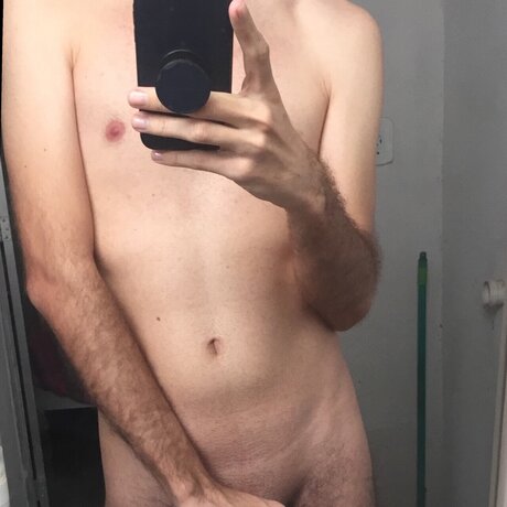 Nacktes geleaktes OnlyFans-Foto von Magrinho Pass 