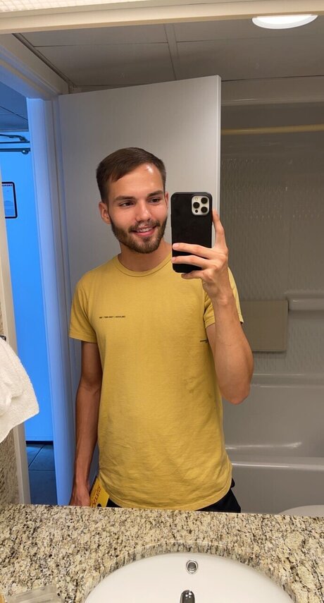 Nacktes geleaktes OnlyFans-Foto von Austy