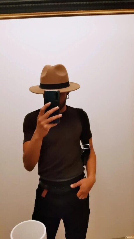 Nacktes geleaktes OnlyFans-Foto von Melaza