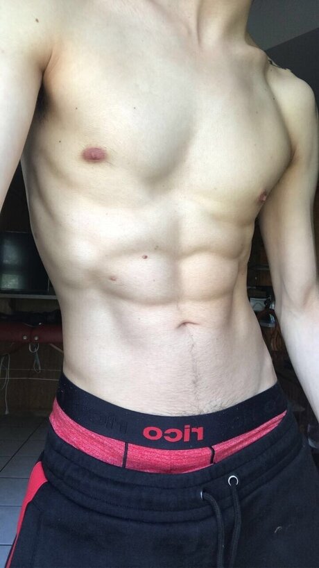Nacktes geleaktes OnlyFans-Foto von Shimmy