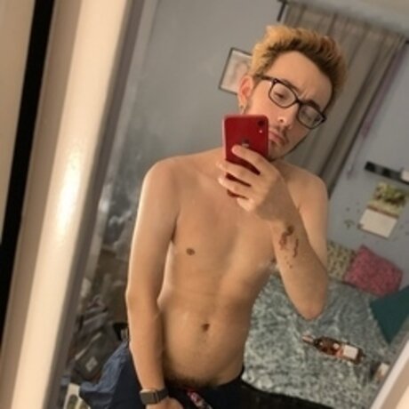 Nacktes geleaktes OnlyFans-Foto von Salvibabie