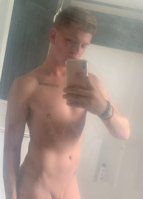 Nacktes geleaktes OnlyFans-Foto von Kaylor Grayson