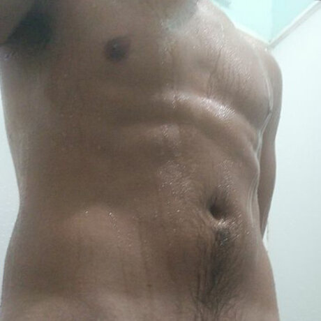 Nacktes geleaktes OnlyFans-Foto von Kendrick Ohara