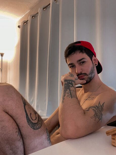 Nacktes geleaktes OnlyFans-Foto von Roarboy