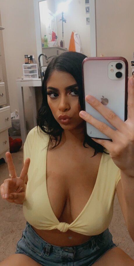 Nacktes geleaktes OnlyFans-Foto von Diazsenia4