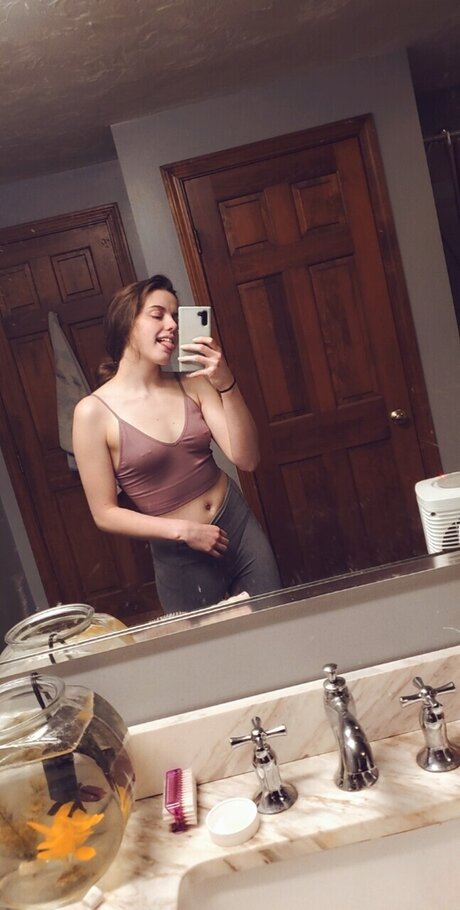 Nacktes geleaktes OnlyFans-Foto von Marie