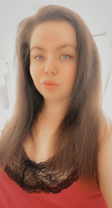 Nacktes geleaktes OnlyFans-Foto von Emily Levine