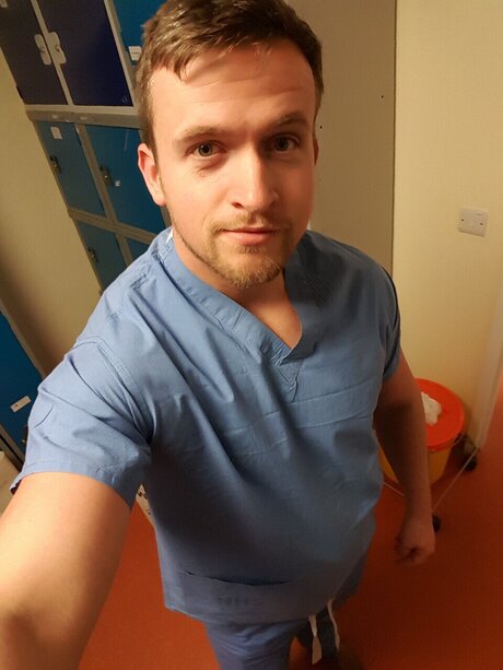 Nacktes geleaktes OnlyFans-Foto von Rob