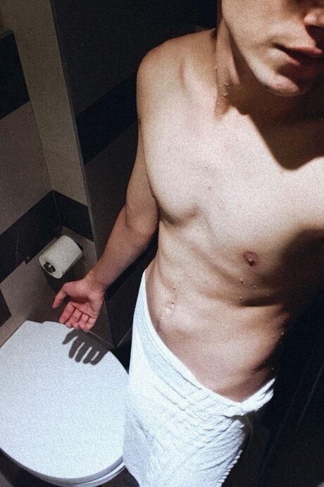 Nacktes geleaktes OnlyFans-Foto von Wrhol