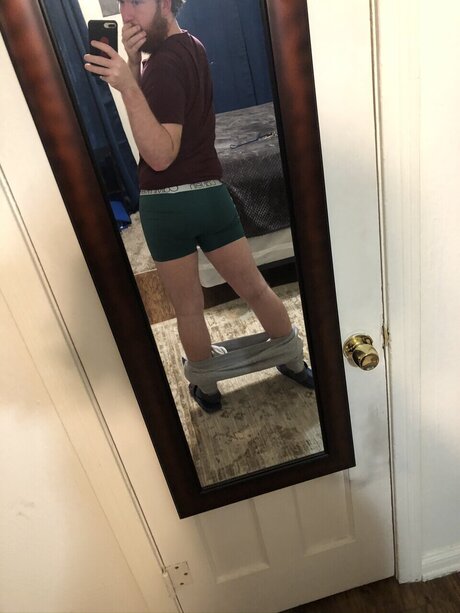 Nacktes geleaktes OnlyFans-Foto von Bradley