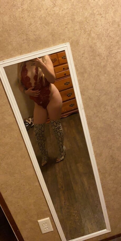 Nacktes geleaktes OnlyFans-Foto von Cassidyy Mariee