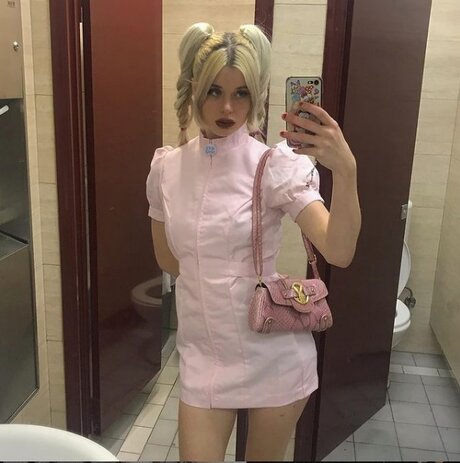 Nacktes geleaktes OnlyFans-Foto von Bimbecilebebe