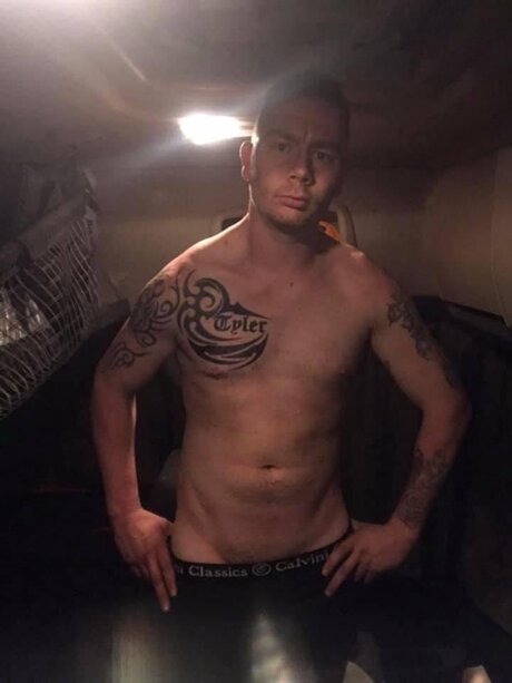 Nacktes geleaktes OnlyFans-Foto von Paul
